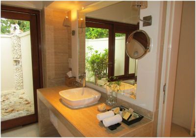 デラックスビーチオーシャンビューヴィラ(キング) タージ コーラル リーフ リゾート&スパ モルディブの写真