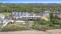 Lennox Head Waves Beachfront Penthouse