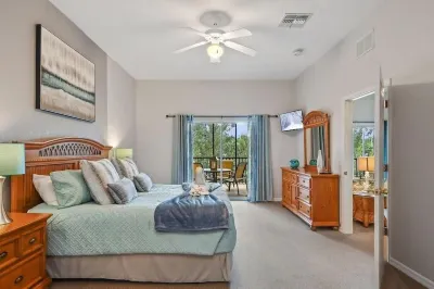 #579 - Gorgeous water view 3 bed condo with private balcony close to Disney