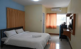 Thitikorn Grandview