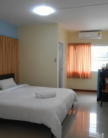 ห้องสแตนดาร์ด เตียงใหญ่ 1 เตียง