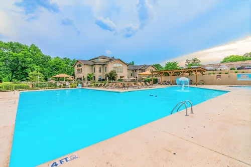 Spacious Living and Resort Amenities - Delightful Golf Retreat Hotels in Oliver Township