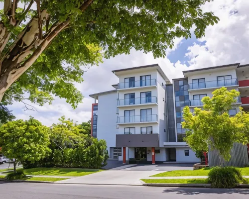 Essence Apartments Chermside Hotels in Chermside