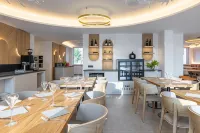 Resort Český Les - พร้อมอาหารเช้า