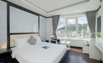 Minh Tuyet Luxury Hotel