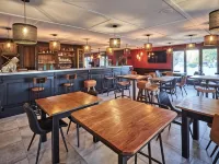 Kyriad Lille Est - Hem Hotels in Hem