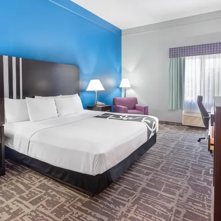 La Quinta Inn & Suites by Wyndham Kerrville
