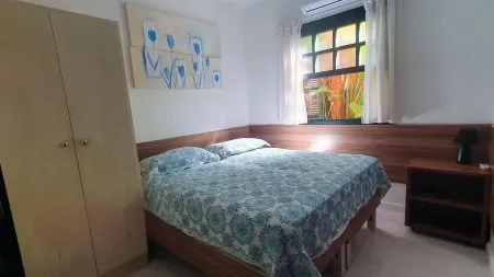 Juquehy Sea Front Condominium 62: best location on the beach