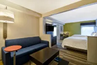 Holiday Inn Express & Suites Allentown Cen - Dorneyville Hotels in South Whitehall Township