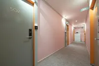 HOTEL NINE
