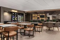 Hyatt Place Charlotte Downtown - breakfast