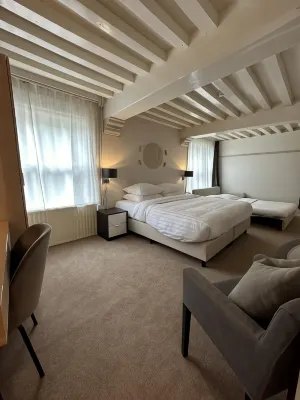 Hotel Grand Canal Hotels near Delft University of Technology (TU Delft)