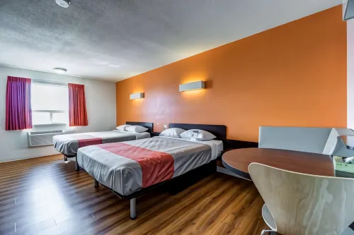 Motel 6 Fort Nelson, BC - 2 звезды