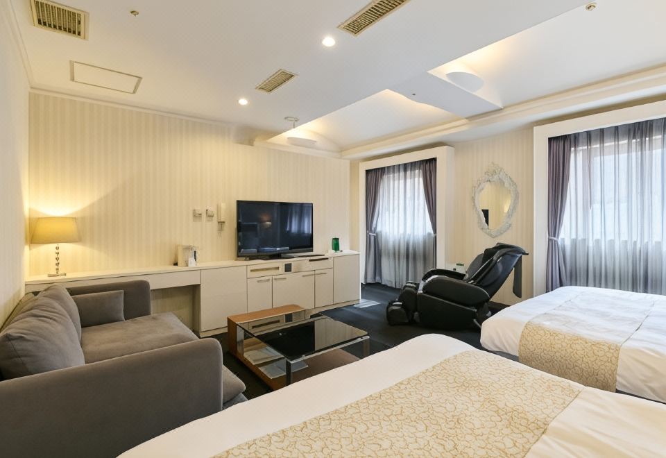 오르다 호텔 로비