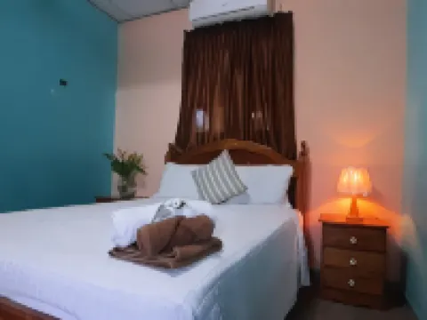 Mi Casa Asi de Grande Hotels in Penonome