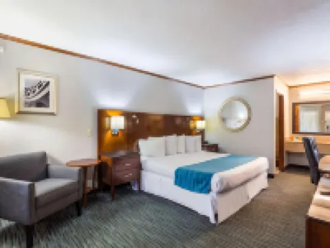 デイズ イン バイ ウィンダム フォリー フォーリーのホテル