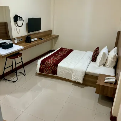 Faves Hotel Toraja Hotels in Penanian