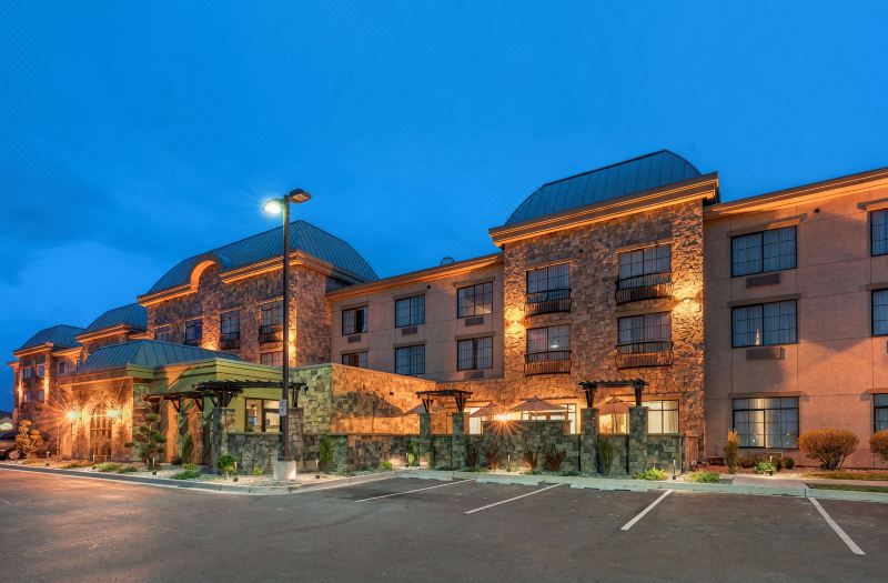 Best Western Premier Pasco Inn Suites