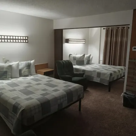 Siesta Motel