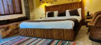 Corbett Soho Resort - Pools