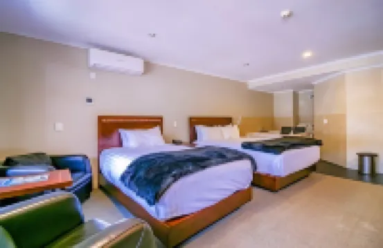 Aotea Motor Lodge