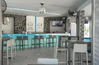 Canadian Hotel - Bares