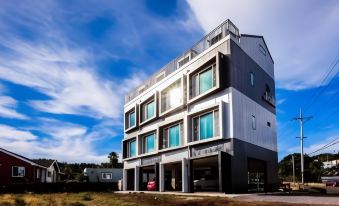 Seogwipo J Cube Pension