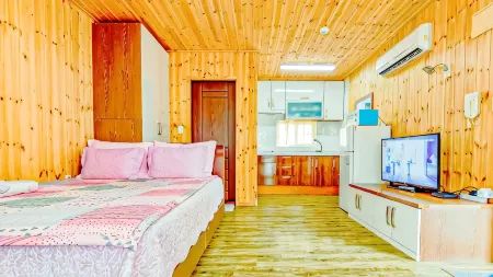 Cheorwon Hangyeoul Pension Отели в г. Чхорвон