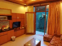 Agra Hotel & Grand Ballroom Hotels in Cipanas