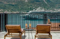 Boutique Hotel Casa del Mare - Vizura - Mountain view