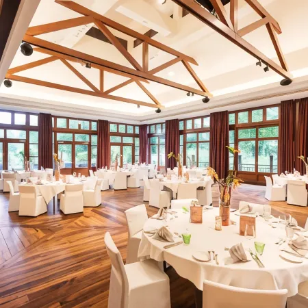 Park-Hotel Hagenbeck Отели рядом с достопримечательностью «Жилой район Ленцзидлунг»