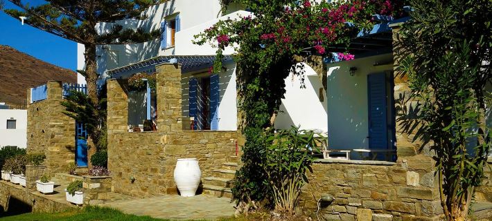 Elena Studios & Apartments Hotels in Paros