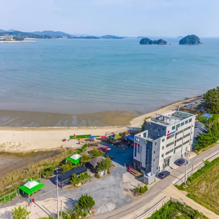 Seocheon Sunrise Beach House Pension