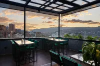 Hunters Hotel Medellin - Mountain view