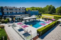 Novotel Orléans Saint-Jean-De-Braye - Pools