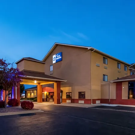 Best Western Saluki Inn