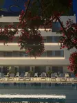 Le Six Hotel and Resort - parking