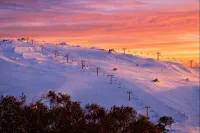 Hotham Central Ski Out Studio w/ pool, spa & sauna