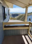 Hotham Ski Out 5 bed Studio21 w/ pool, sauna & spa