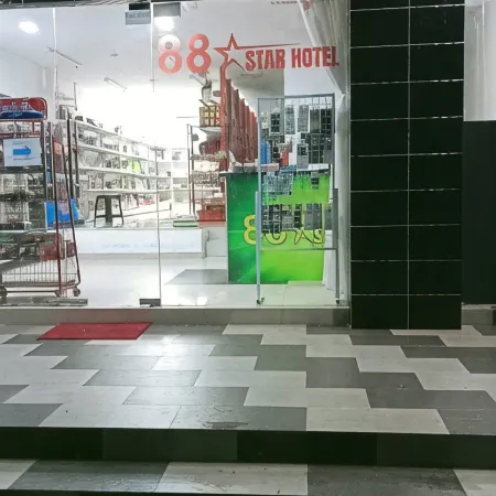 88 Star Hotel