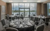 De Vere Cotswold Water Park - breakfast