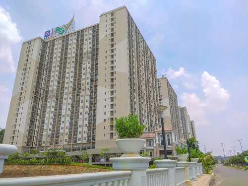 Warm and Simply Look 2BR at Podomoro Golf View Apartment By Travelio - 2-Star