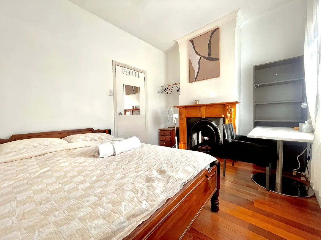 Spacious 4-bedroom Family Home - Close To Airport & City - Sydney