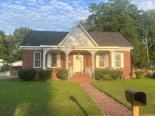 Magnolia State Winter Escape – Beautiful 3Br Family Home