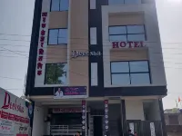 Hotel Deeksha Hotels in Mandla