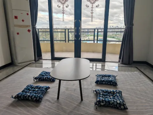 Musical fountain. Extra-large family room. - 新