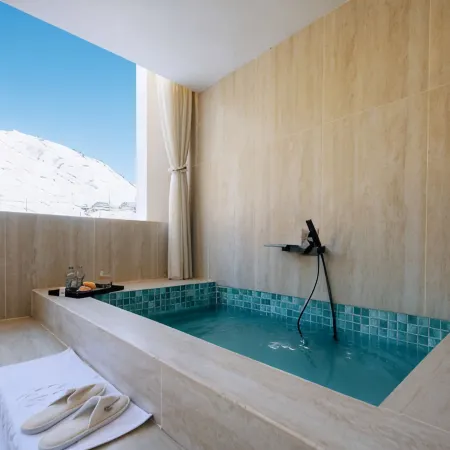 Bowan•Valley Hotel