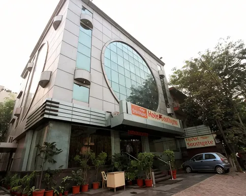 南門酒店 鄰近全印度醫學研究所（AIIMS）的酒店