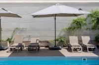 Hôtel Saint Laurent - ที่มีสระว่ายน้ำ