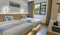 Emeishan Zhaofengyuan (Emeishan Linggongli Scenic Area) - Rumah Pertanian